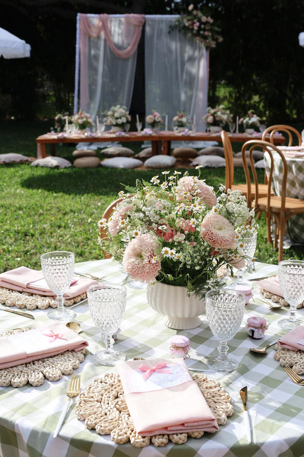 Romantic garden tablescape